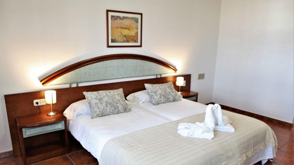โอเตลิโอ เอล กัมโป Bed & Breakfast ไยซา ภายนอก รูปภาพ