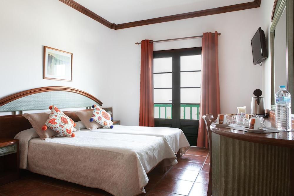 โอเตลิโอ เอล กัมโป Bed & Breakfast ไยซา ภายนอก รูปภาพ